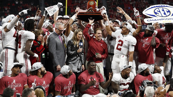 Alabama Football Lands 16 on Preseason Coaches All-SEC Team