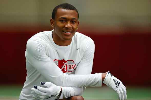 DeVonta Smith Named 2020-21 Roy F. Kramer Male Athlete of the Year