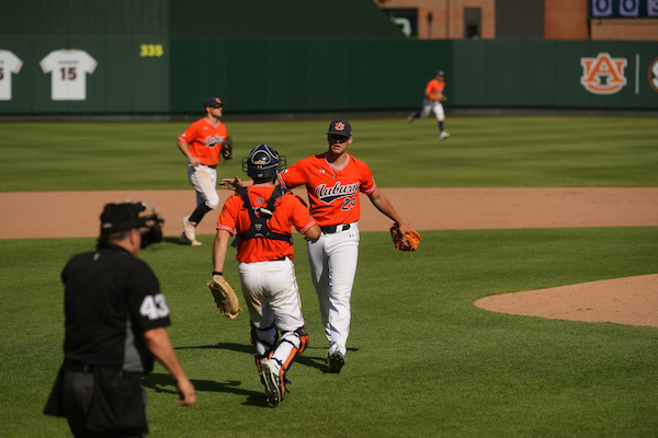 SEC Baseball Notebook: Heated race for the final spot in Hoover carries into the final two games of the regular season