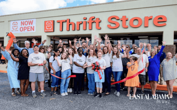 From the Neighborhoods to the Nations